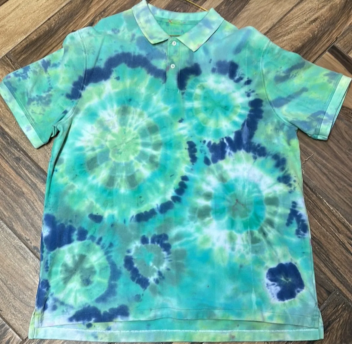 Men’s XXL Tye dye polo shirt